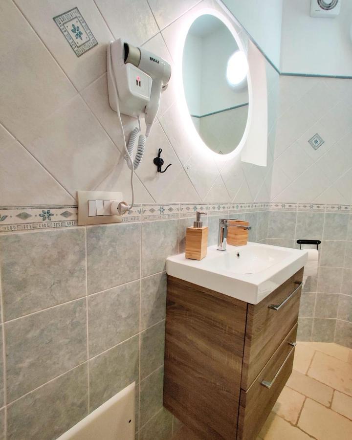 C'Era Una Volta Apartments Полиньяно-а-Маре Экстерьер фото